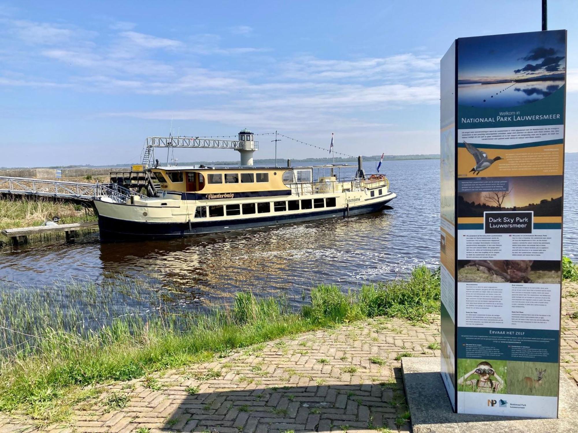 4 Pers Holiday Home Hilla With Winter Garden In Front Of The Dike Directly On The Lauwersmeer Anjum Zewnętrze zdjęcie